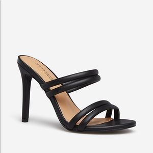 Size 7.5 US Black double strap heeled sandals